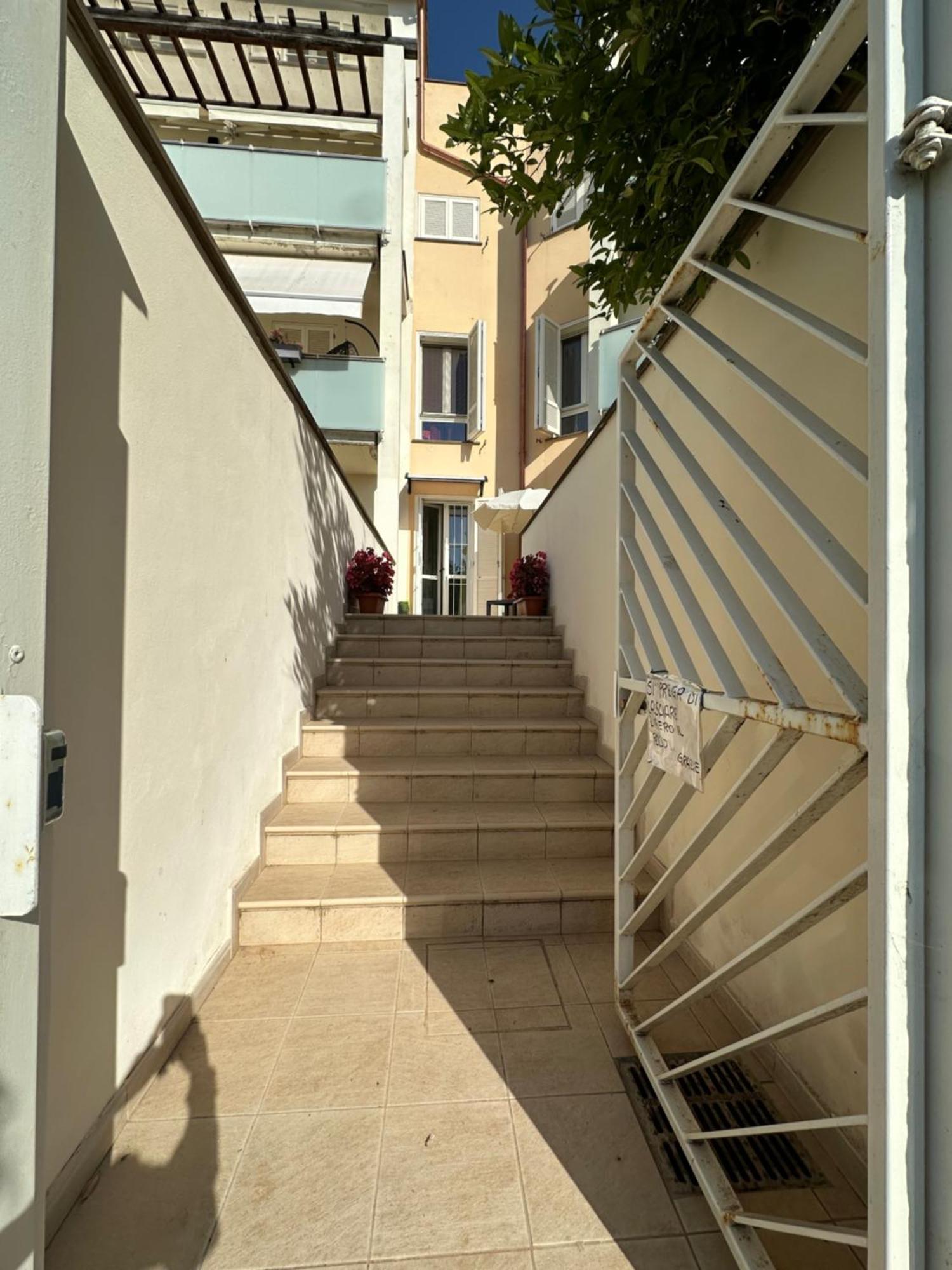 Hotel La Kasina Livorno Exterior foto